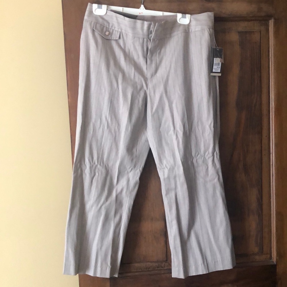Merona pinstripe cropped pants size 10